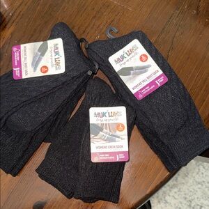 6 PAIRS Muk Luks Dark Gray women Crew Socks